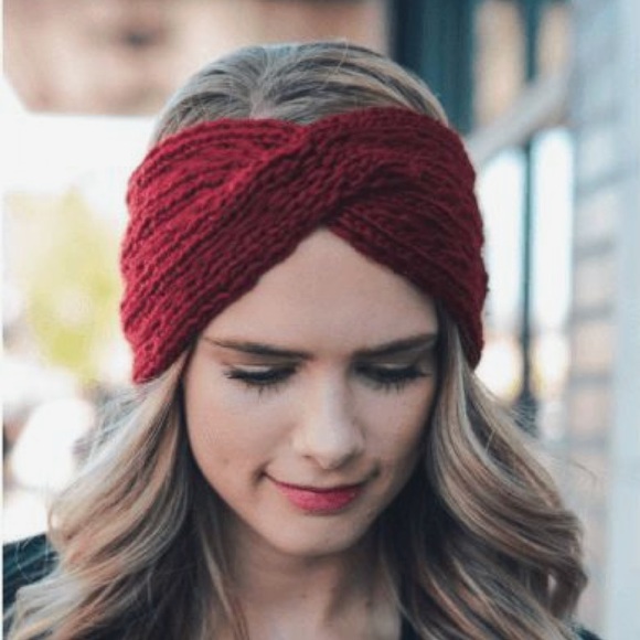 Accessories - ❗️ One left ❗️Twist Braid Knit Crochet Headband